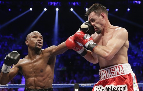 爱游戏-篮球赛场焦点！英格兰队对阵荷兰队，压哨绝杀，引爆全场观众欢呼