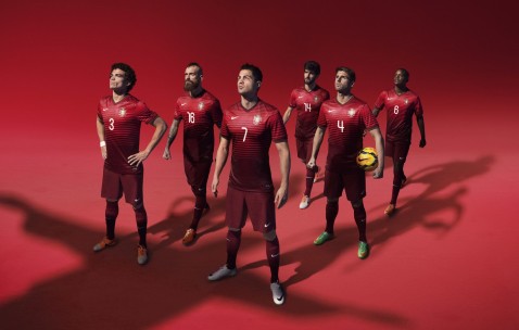 爱游戏官方入口-网球赛场焦点！瑞士队对阵英格兰队，核心球员受伤，球队前景蒙阴影